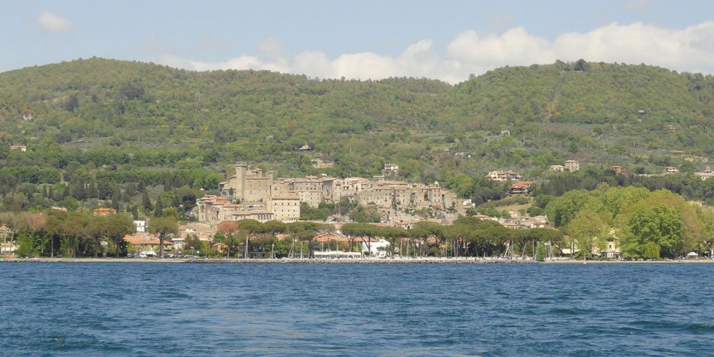 https://www.guideturisticheviterbo.it/wp-content/uploads/2020/03/Bolsena.jpg